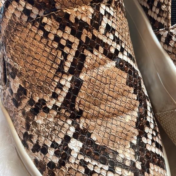 ZARA Snakeskin Slip On Shoes - Picture 8 of 8